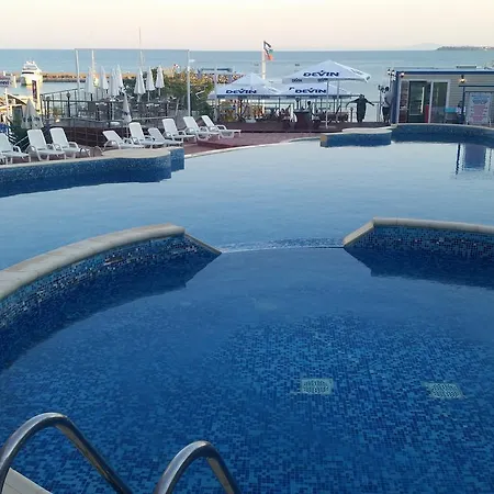 - Vega 2 Daire Sveti Vlas